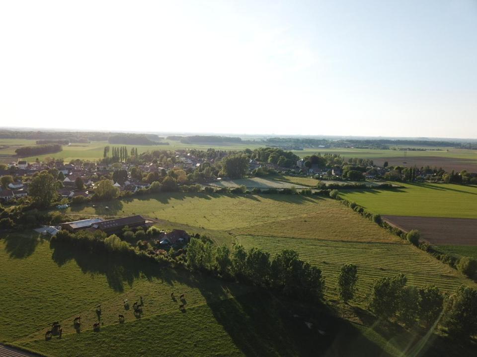 Le Chalet De La Ferme Du Tertre Villers-au-Tertre Номер фото